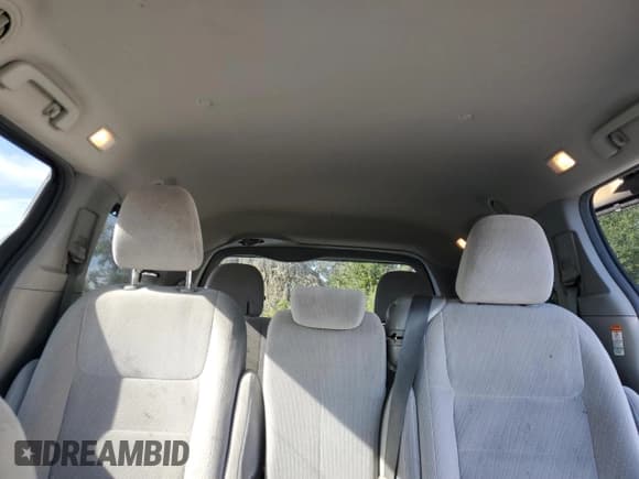 ✅ 2016 Toyota Sienna LE • VIN: 5TDKK3DCXGS699492 • Lot: 90996885. Listed on Copart with 196,770 mi. Free auction sales archive from the USA and detailed vehicle history report at DreamBid. Image 10.