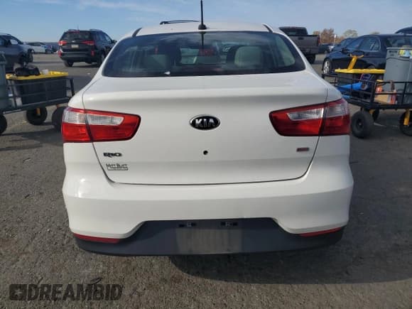 ✅ 2017 Kia Rio LX • VIN: KNADM4A32H6008094 • Лот: 91078035. Опубликован ранее на Copart с пробегом 158 939 миль. Бесплатный доступ к архиву аукционных продаж из США и подробный отчёт об истории автомобиля на DreamBid. Изображение 6.