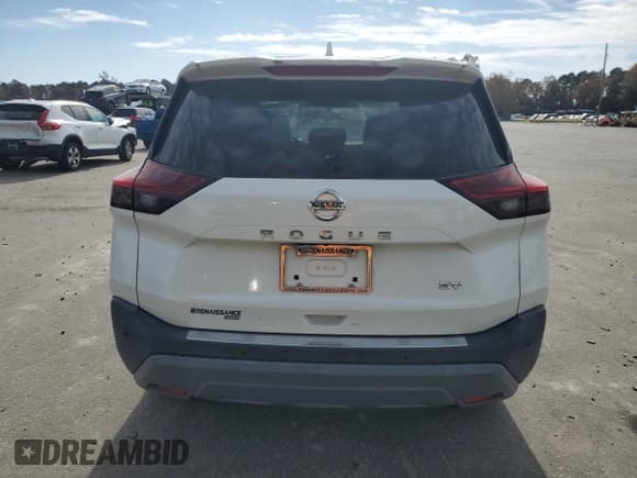 ✅ 2021 Nissan Rogue SV • VIN: 5N1AT3BA0MC754051 • Лот: 92398835. Опубликован ранее на Copart с пробегом 133 259 миль. Бесплатный доступ к архиву аукционных продаж из США и подробный отчёт об истории автомобиля на DreamBid. Изображение 6.