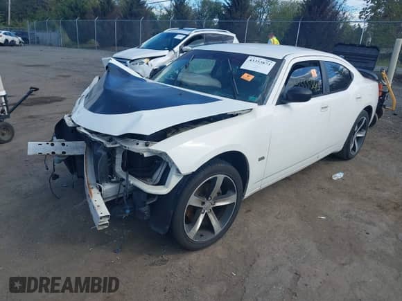 2009 Dodge Charger SXT с VIN 2B3KA33V69H619856, выставлен на аукционе IAAI как лот 43353873 с пробегом Не указан миль и . История ставок и продаж доступна на DreamBid. Изображение 17.