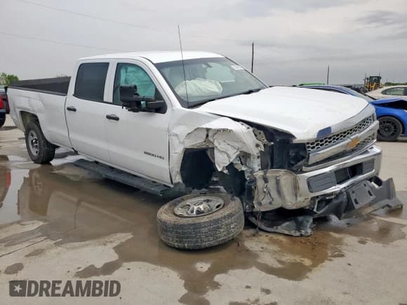 ✅ 2019 Chevrolet Silverado 2500HD Work Truck • VIN: 1GC1CREG8KF154414 • Lot: 51601965. Wystawiony na Copart z przebiegiem 179 487 mil. Bezpłatny archiwum sprzedaży aukcyjnych z USA i szczegółowy raport historii pojazdu na DreamBid. Zdjęcie 4.