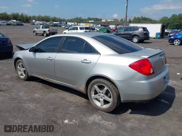 ✅ 2008 Pontiac G6 • VIN: 1G2ZG57N684242205 • Lot: 42812745. Wystawiony na IAAI z przebiegiem 145 582 mil. Bezpłatny archiwum sprzedaży aukcyjnych z USA i szczegółowy raport historii pojazdu na DreamBid. Zdjęcie 3.