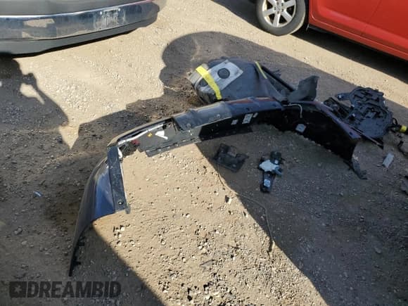 ✅ 2023 Land Rover Range Rover Sport SE Dynamic • VIN: SAL1L9FU3PA109589 • Lot: 82218935. Listed on Copart with 48,791 mi. Free auction sales archive from the USA and detailed vehicle history report at DreamBid. Image 12.