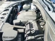 ✅ 2014 Hyundai Santa Fe • VIN: 5XYZU3LB7EG205102 • Lot: 43657537. Wystawiony na IAAI z przebiegiem 142 689 mil. Bezpłatny archiwum sprzedaży aukcyjnych z USA i szczegółowy raport historii pojazdu na DreamBid. Zdjęcie 15.