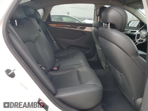 ✅ 2015 Hyundai Genesis 3.8L • VIN: KMHGN4JE2FU054396 • Лот: 91110545. Опубликован ранее на Copart с пробегом 168 750 миль. Бесплатный доступ к архиву аукционных продаж из США и подробный отчёт об истории автомобиля на DreamBid. Изображение 10.