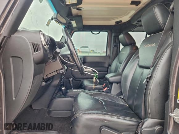 ✅ 2016 Jeep Wrangler Unlimited Sahara • VIN: 1C4HJWEG6GL250392 • Lot: 94437565. Listed on Copart with 170,581 mi. Free auction sales archive from the USA and detailed vehicle history report at DreamBid. Image 7.