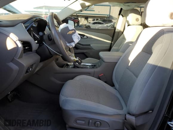 ✅ 2020 Chevrolet Traverse LT Cloth • VIN: 1GNERGKW9LJ142200 • Lot: 92275995. Listed on Copart with 80,978 mi. Free auction sales archive from the USA and detailed vehicle history report at DreamBid. Image 7.