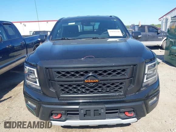 ✅ 2020 Nissan Titan SL • VIN: 1N6AA1ED3LN507305 • Lot: 42041640. Wystawiony na IAAI z przebiegiem 100 516 mil. Bezpłatny archiwum sprzedaży aukcyjnych z USA i szczegółowy raport historii pojazdu na DreamBid. Zdjęcie 13.