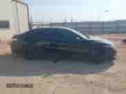 2019 Toyota Camry LE z VIN 4T1B11HK9KU725556, wystawiony jako IAAI lot #42922588 z przebiegiem 138 969 mil mil oraz . Historia ofert i sprzedaży dostępna na DreamBid. Obrazek 13.