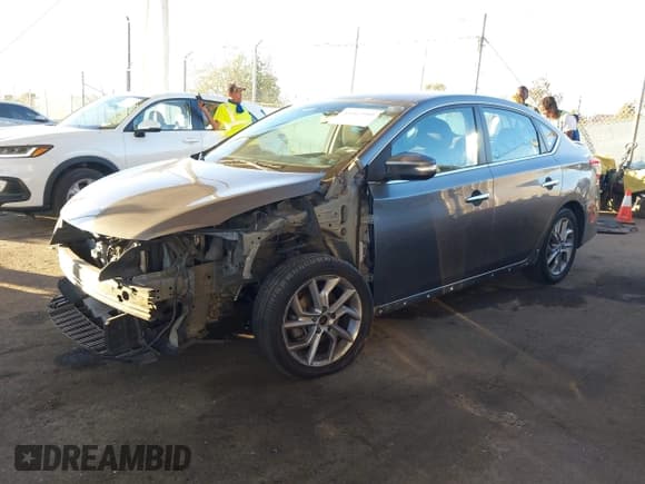 ✅ 2015 Nissan Sentra S • VIN: 3N1AB7AP0FY351270 • Lot: 43662589. Wystawiony na IAAI z przebiegiem 126 307 mil. Bezpłatny archiwum sprzedaży aukcyjnych z USA i szczegółowy raport historii pojazdu na DreamBid. Zdjęcie 2.