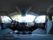 ✅ 2016 Ram 2500 Big Horn • VIN: 3C6UR5JL2GG221738 • Lot: 42658336. Listed on IAAI with 253,086 mi. Free auction sales archive from the USA and detailed vehicle history report at DreamBid. Image 18.