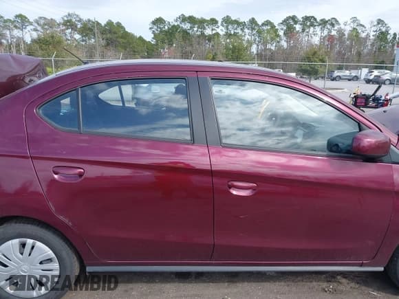 ✅ 2023 Mitsubishi Mirage ES • VIN: ML32FUFJ8PHF02013 • Lot: 41710732. Wystawiony na IAAI z przebiegiem 21 919 mil. Bezpłatny archiwum sprzedaży aukcyjnych z USA i szczegółowy raport historii pojazdu na DreamBid. Zdjęcie 13.