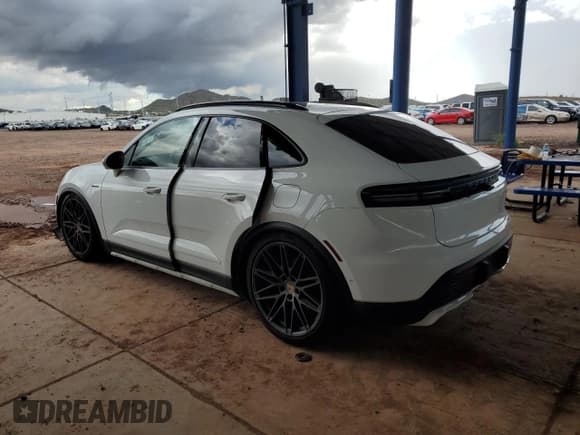 ✅ 2025 Porsche Macan Electric • VIN: WP1AD2XAXSL077782 • Lot: 82454225. Listed on Copart with Not provided. Free auction sales archive from the USA and detailed vehicle history report at DreamBid. Image 2.
