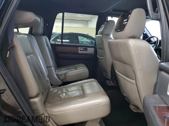 ✅ 2013 Ford Expedition XLT • VIN: 1FMJU1J58DEF35090 • Lot: 52794125. Listed on Copart with 192,132 mi. Free auction sales archive from the USA and detailed vehicle history report at DreamBid. Image 11.
