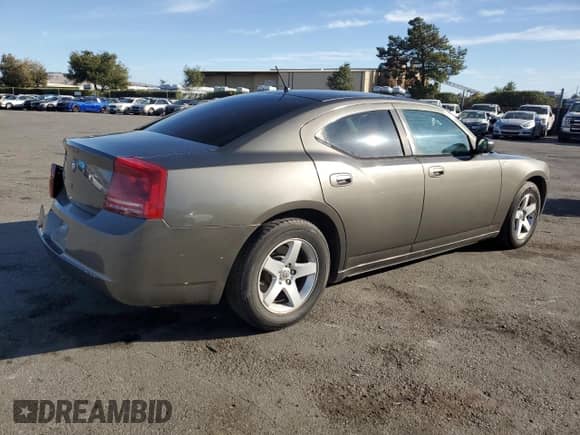 2008 Dodge Charger с VIN 2B3KA43RX8H200125, выставлен на аукционе Copart как лот 81430924 с пробегом 206 532 миль миль и Списание • Salvage title. История ставок и продаж доступна на DreamBid. Изображение 3.