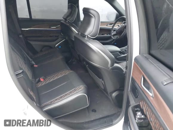 ✅ 2022 Jeep Grand Cherokee Summit • VIN: 1C4RJGEG2N8569685 • Lot: 41929952. Listed on IAAI with 20,484 mi. Free auction sales archive from the USA and detailed vehicle history report at DreamBid. Image 8.