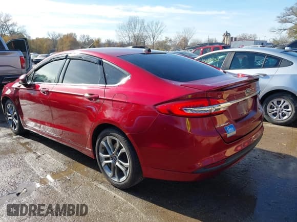 ✅ 2017 Ford Fusion SE • VIN: 3FA6P0H77HR283215 • Lot: 43703239. Wystawiony na IAAI z przebiegiem 154 850 mil. Bezpłatny archiwum sprzedaży aukcyjnych z USA i szczegółowy raport historii pojazdu na DreamBid. Zdjęcie 3.