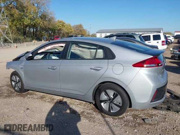 ✅ 2020 Hyundai Ioniq Blue • VIN: KMHC65LC1LU219492 • Lot: 40657406. Wystawiony na IAAI z przebiegiem 117 063 mil. Bezpłatny archiwum sprzedaży aukcyjnych z USA i szczegółowy raport historii pojazdu na DreamBid. Zdjęcie 14.