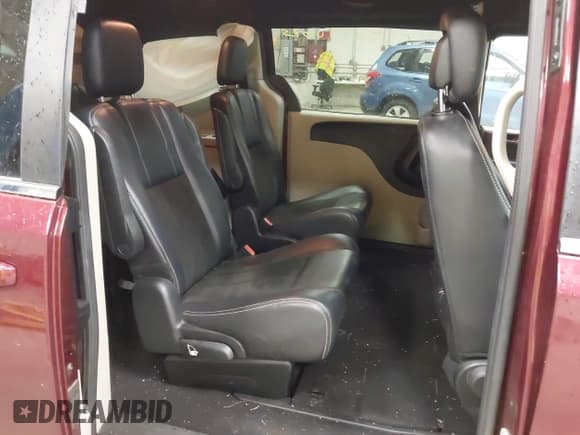 ✅ 2019 Dodge Grand Caravan SXT • VIN: 2C4RDGCG7KR514613 • Lot: 43398643. Wystawiony na IAAI z przebiegiem 131 651 mil. Bezpłatny archiwum sprzedaży aukcyjnych z USA i szczegółowy raport historii pojazdu na DreamBid. Zdjęcie 8.