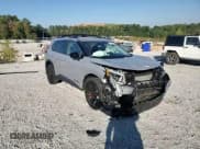 ✅ 2025 Nissan Rogue Rock Creek • VIN: 5N1BT3BB5SC832155 • Lot: 71951725. Wystawiony na Copart z przebiegiem 10 223 mil. Bezpłatny archiwum sprzedaży aukcyjnych z USA i szczegółowy raport historii pojazdu na DreamBid. Zdjęcie 14.