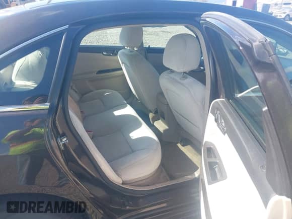 2009 Chevrolet Impala LT z VIN 2G1WT57N591221121, wystawiony jako IAAI lot #43326677 z przebiegiem 79 402 mil mil oraz . Historia ofert i sprzedaży dostępna na DreamBid. Obrazek 8.