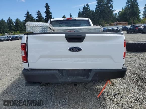 ✅ 2019 Ford F-150 XL • VIN: 1FTEX1EBXKKE83151 • Lot: 69352585. Wystawiony na Copart z przebiegiem 123 623 mil. Bezpłatny archiwum sprzedaży aukcyjnych z USA i szczegółowy raport historii pojazdu na DreamBid. Zdjęcie 6.