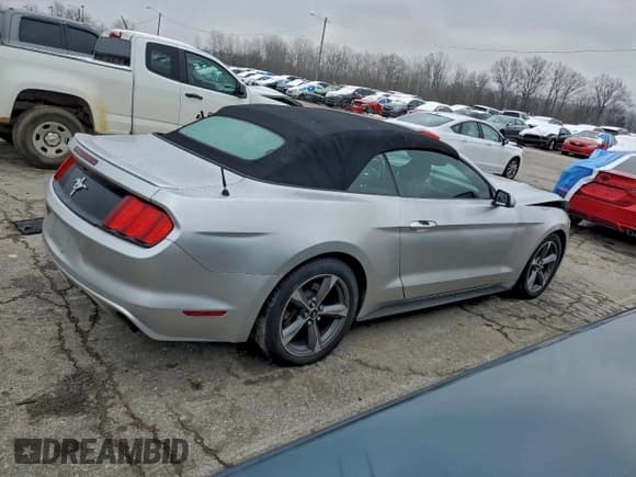 ✅ 2015 Ford Mustang V6 • VIN: 1FATP8EM3F5415527 • Lot: 95217655. Wystawiony na Copart z przebiegiem 158 331 mil. Bezpłatny archiwum sprzedaży aukcyjnych z USA i szczegółowy raport historii pojazdu na DreamBid. Zdjęcie 3.
