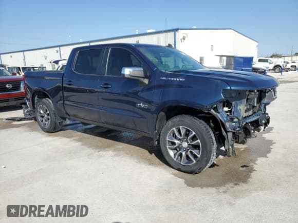 ✅ 2020 Chevrolet Silverado 1500 LT • VIN: 3GCPWCED4LG428311 • Lot: 76799094. Wystawiony na Copart z przebiegiem 41 833 mil. Bezpłatny archiwum sprzedaży aukcyjnych z USA i szczegółowy raport historii pojazdu na DreamBid. Zdjęcie 4.