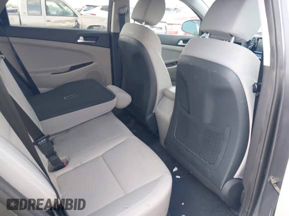 2019 Hyundai Tucson Value with VIN KM8J33A49KU955529, listed as a IAAI auction lot 42947554 with 81,614 mi miles and . Bid and sale history available at DreamBid. Image 8.