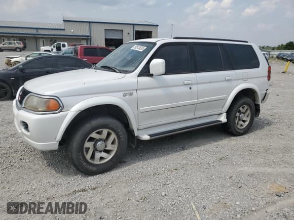 ✅ 2000 Mitsubishi Montero Sport Limited • VIN: JA4MT41R3YP060042 • Лот: 59513635. Опубликован ранее на Copart с пробегом 189 108 миль. Бесплатный доступ к архиву аукционных продаж из США и подробный отчёт об истории автомобиля на DreamBid. Изображение 1.
