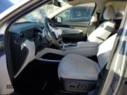 ✅ 2023 Hyundai Tucson SEL Convenience • VIN: KM8JFCA16PU091639 • Lot: 77414574. Wystawiony na Copart z przebiegiem 10 990 mil. Bezpłatny archiwum sprzedaży aukcyjnych z USA i szczegółowy raport historii pojazdu na DreamBid. Zdjęcie 7.