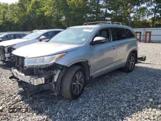 ✅ 2018 Toyota Highlander SE • VIN: 5TDJZRFH5JS548201 • Lot: 71911775. Listed on Copart with 58,743 mi. Free auction sales archive from the USA and detailed vehicle history report at DreamBid. Image 1.