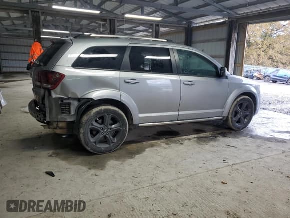 ✅ 2020 Dodge Journey Crossroad • VIN: 3C4PDCGB7LT194173 • Lot: 85961955. Listed on Copart with 117,720 mi. Free auction sales archive from the USA and detailed vehicle history report at DreamBid. Image 3.