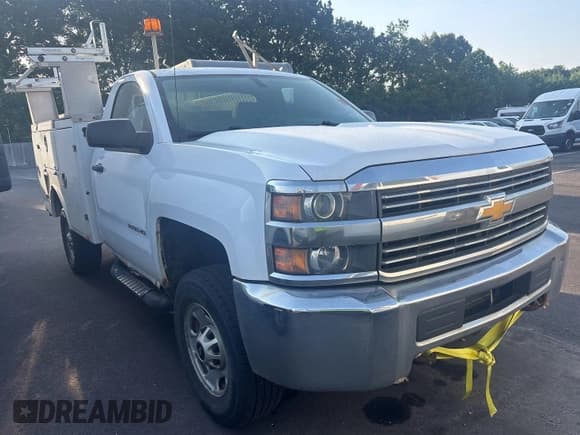 ✅ 2016 Chevrolet Silverado 2500HD Work Truck • VIN: 1GB0KUEG8GZ334004 • Lot: 42611074. Wystawiony na IAAI z przebiegiem 110 499 mil. Bezpłatny archiwum sprzedaży aukcyjnych z USA i szczegółowy raport historii pojazdu na DreamBid. Zdjęcie 1.