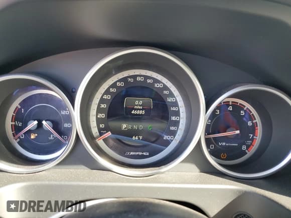 ✅ 2015 Mercedes-Benz E 63 AMG S-Model • VIN: WDDHF7GB8FB152189 • Лот: 42588145. Опубликован ранее на Copart с пробегом 46 885 миль. Бесплатный доступ к архиву аукционных продаж из США и подробный отчёт об истории автомобиля на DreamBid. Изображение 9.