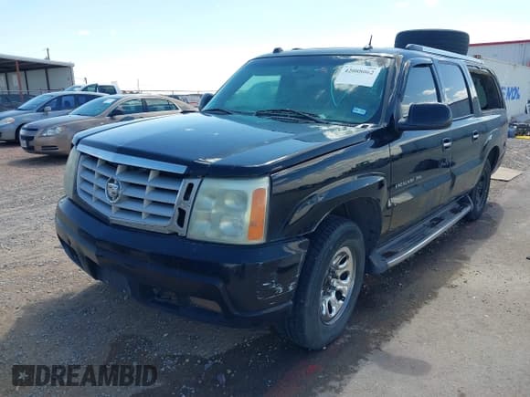 ✅ 2004 Cadillac Escalade ESV • VIN: 3GYFK66N04G170266 • Лот: 42088062. Опубликован ранее на IAAI с пробегом 279 383 миль. Бесплатный доступ к архиву аукционных продаж из США и подробный отчёт об истории автомобиля на DreamBid. Изображение 2.