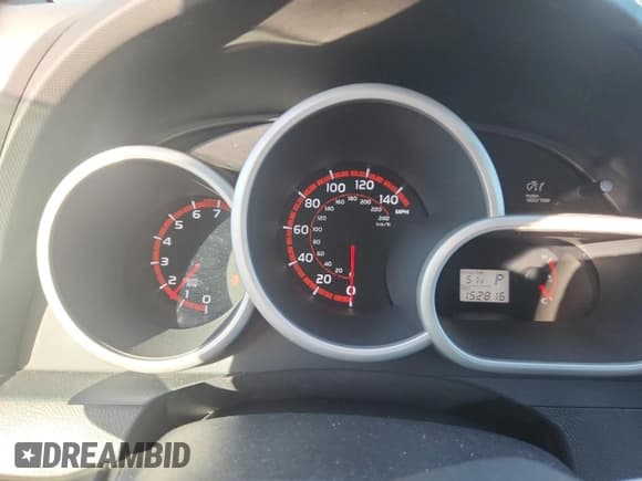 ✅ 2009 Pontiac Vibe 1SB • VIN: 5Y2SP67099Z440014 • Lot: 92253845. Wystawiony na Copart z przebiegiem 152 816 mil. Bezpłatny archiwum sprzedaży aukcyjnych z USA i szczegółowy raport historii pojazdu na DreamBid. Zdjęcie 9.