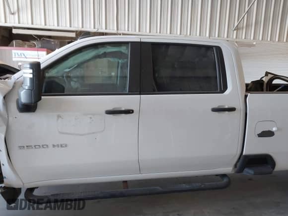 2020 Chevrolet Silverado 2500HD Work Truck с VIN 1GC1WLE72LF313188, выставлен на аукционе IAAI как лот 41619519 с пробегом 84 050 миль миль и . История ставок и продаж доступна на DreamBid. Изображение 15.