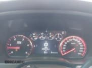 ✅ 2016 GMC Sierra 2500HD Denali • VIN: 1GT12UE84GF238946 • Lot: 42690537. Wystawiony na IAAI z przebiegiem 258 975 mil. Bezpłatny archiwum sprzedaży aukcyjnych z USA i szczegółowy raport historii pojazdu na DreamBid. Zdjęcie 7.