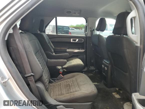 ✅ 2021 Ford Explorer XLT • VIN: 1FMSK7DH9MGA71332 • Lot: 54398325. Wystawiony na Copart z przebiegiem 76 185 mil. Bezpłatny archiwum sprzedaży aukcyjnych z USA i szczegółowy raport historii pojazdu na DreamBid. Zdjęcie 11.