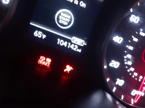 ✅ 2019 Hyundai Elantra Sport • VIN: KMHD04LB0KU887208 • Lot: 42259299. Listed on IAAI with 104,142 mi. Free auction sales archive from the USA and detailed vehicle history report at DreamBid. Image 15.