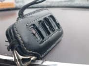 ✅ 2016 Lexus ES 300h • VIN: JTHBW1GG9G2106072 • Lot: 43560217. Wystawiony na IAAI z przebiegiem 125 460 mil. Bezpłatny archiwum sprzedaży aukcyjnych z USA i szczegółowy raport historii pojazdu na DreamBid. Zdjęcie 11.