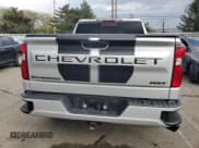 ✅ 2022 Chevrolet Silverado 1500 RST • VIN: 1GCUDEED0NZ553586 • Лот: 81773285. Опубликован ранее на Copart с пробегом 30 127 миль. Бесплатный доступ к архиву аукционных продаж из США и подробный отчёт об истории автомобиля на DreamBid. Изображение 6.