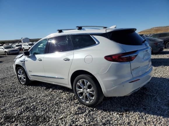 ✅ 2020 Buick Enclave Avenir • VIN: 5GAEVCKW9LJ151879 • Лот: 71876915. Опубликован ранее на Copart с пробегом 46 968 миль. Бесплатный доступ к архиву аукционных продаж из США и подробный отчёт об истории автомобиля на DreamBid. Изображение 2.
