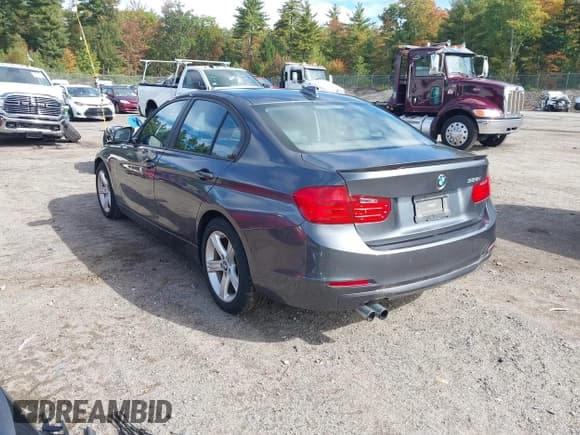 ✅ 2015 BMW 3 Series 328i • VIN: WBA3A5C53FF609178 • Lot: 43318585. Listed on IAAI with 106,126 mi. Free auction sales archive from the USA and detailed vehicle history report at DreamBid. Image 3.