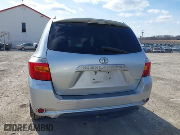 ✅ 2010 Toyota Highlander Limited • VIN: 5TDDK3EH3AS030488 • Lot: 41695234. Wystawiony na IAAI z przebiegiem 204 046 mil. Bezpłatny archiwum sprzedaży aukcyjnych z USA i szczegółowy raport historii pojazdu na DreamBid. Zdjęcie 16.