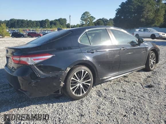 2020 Toyota Camry Hybrid SE z VIN 4T1J31AK3LU011990, wystawiony jako Copart lot #70181845 z przebiegiem 173 265 mil mil oraz Szkoda całkowita • Salvage title. Historia ofert i sprzedaży dostępna na DreamBid. Obrazek 3.