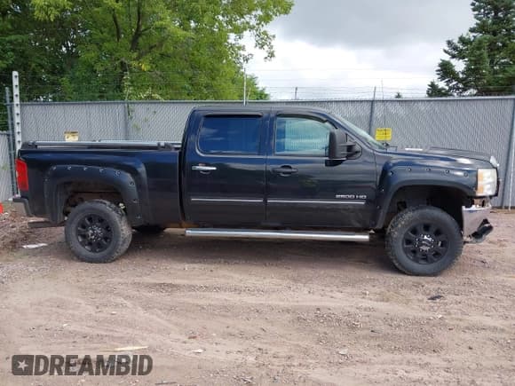 ✅ 2011 Chevrolet Silverado 2500HD LT • VIN: 1GC1KXCG4BF250762 • Лот: 42754053. Опубликован ранее на IAAI с пробегом 137 841 миль. Бесплатный доступ к архиву аукционных продаж из США и подробный отчёт об истории автомобиля на DreamBid. Изображение 14.