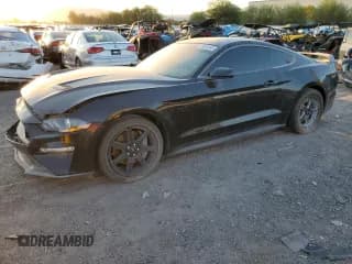 ✅ 2020 Ford Mustang GT • VIN: 1FA6P8CF0L5105879 • Lot: 80665245. Listed on Copart with 29,915 mi. Free auction sales archive from the USA and detailed vehicle history report at DreamBid. Image 1.