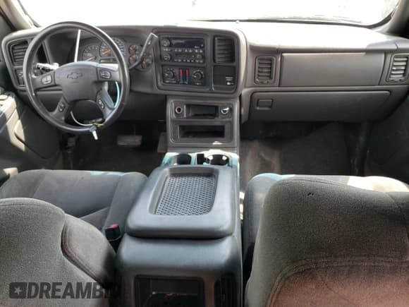 ✅ 2003 Chevrolet Silverado 2500HD LS • VIN: 1GCHC29U63E131856 • Лот: 60167815. Опубликован ранее на Copart с пробегом 211 180 миль. Бесплатный доступ к архиву аукционных продаж из США и подробный отчёт об истории автомобиля на DreamBid. Изображение 8.